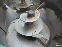 Vertical feed mixer Marmix Alieco 2 21 voermengwagen