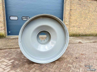 Wheels, Tyres, Rims & Dual spacers Titan W10AR54 velgen met bolling ca. 46 cm