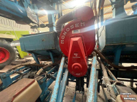 Potato planter Monosem 6 rijige Maispoter Maiszaaier Mais poter zaaier