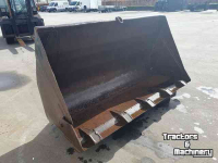Loading buckets  Grondbak / Laadbak