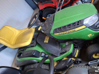 Ride-on mower John Deere DIV. ZITMAAIERS GEBRUIKT