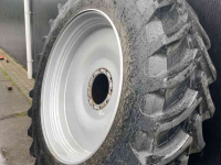 Wheels, Tyres, Rims & Dual spacers  480/80R46