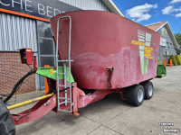 Vertical feed mixer Strautmann Verti-Mix 2000 GEREVISEERD!