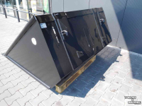 Loading buckets Qmac AA160