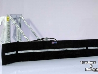Other machines and accessories for the workshop and yard Qmac Rubberschuif slijkschuif modderschuif Claas aanbouw