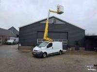 Articulated platforms  Versalift hoogwerkerbus