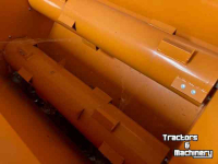 Sawdust spreader for boxes Flingk KSS 1015