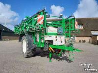 Fieldsprayer pull-type CHD F3033