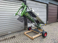 Rake Fendt Former hark Massey Ferguson Fella hark wierser rotorhark rugger duiner hooimachine hooier