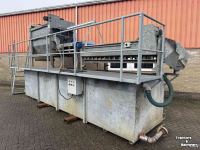 Rotary washing-drums  Spiessens was-/ spoelcombinatie, wastrommel, rollenleestafel, lappendroger