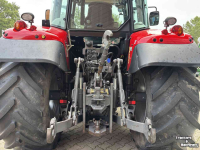 Tractor Massey Ferguson 5711 SL Dyna- 4 Efficiënt met voorlader