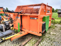 Silage-block distribution wagon Holaras Rabbit 4000