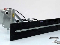 Manure scraper Qmac Modulo Gummischieber für Gülle 2.10 mtr mit anbau Manitou
