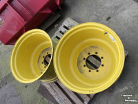 Wheels, Tyres, Rims & Dual spacers John Deere 6.130 R 18X28 2100 spoor