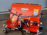 Spike roller Kubota Koala 1200 klepelmaaier- vertikuteermachine   verticuteer peruzzo- kubota