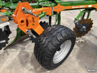 Ploughs Amazone Teres 300V 100