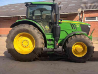 Tractor John Deere 6215 R