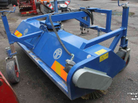 Sweeper AP VHZ2750 HH LW3 veegmachine rolbezem rolveger met opvangbak