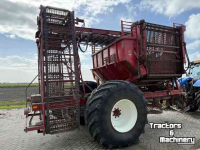 Sugar beet harvester Agrifac agrifac rooier en WKM lader