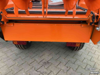Manure spreader Agromet Jarmet N250-1  mest verspreider  meststrooier
