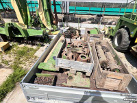 Diverse used spare-parts Krone Big M onderdelen