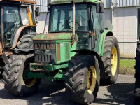 Tractor John Deere 6210