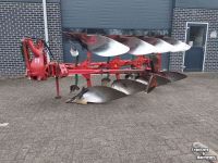 Ploughs Kverneland 4 schaar ploeg