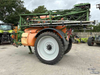 Fieldsprayer pull-type Amazone UX 5200