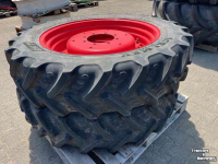 Wheels, Tyres, Rims & Dual spacers BKT 320/85- r 34