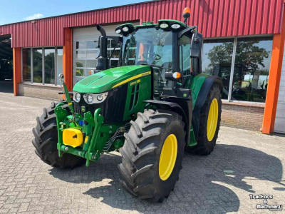 Tractor John Deere 6120M