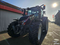 Tractor Valtra G125 Active tractor