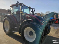 Tractor Valtra G125 Active tractor