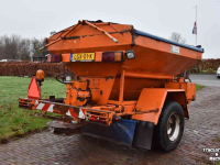 Snow Removal Equipment  Zoutstrooier