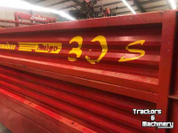 Silage-block distribution wagon Schuitemaker Amigo 30 S