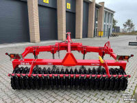 Deep subsoiler He-Va Sub Tiller 300
