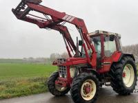 Tractor Case-IH 845 XL met voorlader MARGE