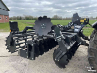 Disc harrow  Agroland titanium 300