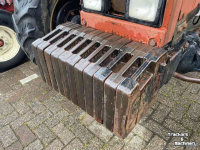 Frontweights Case-IH vol set frontgewichten 11 x 33/35kg
