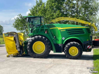 Forage-harvester John Deere 8400 I Prodrive  40 KM hakselaar Kemper JD 639