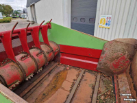 Silage-block distribution wagon Strautmann BVW Blokkenverdeelwagen