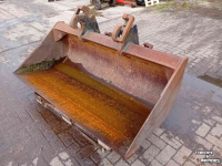 Excavator buckets  Kraanbak, slotenbak, graafbak 180 cm. diversen