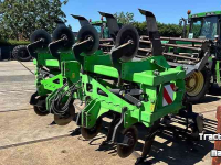 Deep subsoiler VDW Graslandwoeler