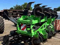 Deep subsoiler VDW Graslandwoeler
