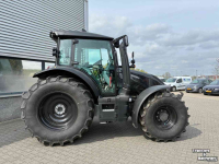 Tractor Valtra Demo G125 Active met kruipbak