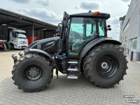 Tractor Valtra Demo G125 Active met kruipbak