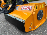 Mowing arm with flailmower Ferri T320A