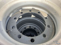 Wheels, Tyres, Rims & Dual spacers Good Year 435/50/19.5 4 stuks