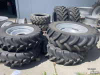 Wheels, Tyres, Rims & Dual spacers Firestone 480/70R38 en 380/70R28 verstelbare velgen