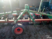 Vegetable- / Precision-seed drill Monozentra Vicon Monozentra S 12 x 50 bietenzaaier op kar