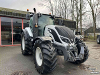 Tractor Valtra T154 Active